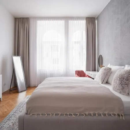 Spacious In Karlin By Days